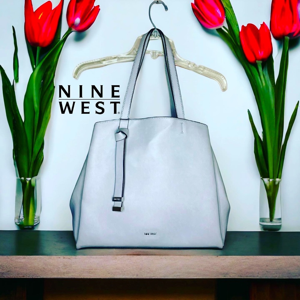 Nine West White Tote purse/  Laptop Bag
